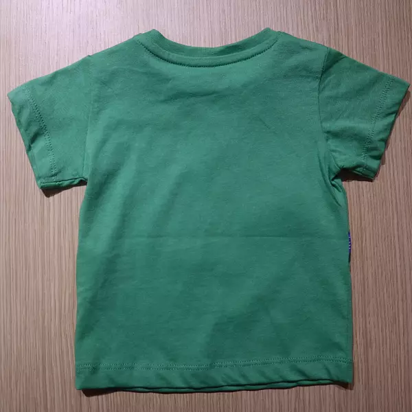 Camiseta Verde Tucan.